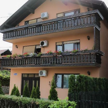 Guesthouse Tanja Banja Luka Exterior foto